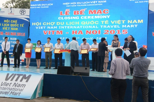 30000 vé máy bay và tour giá rẻ được bán ở hội chợ du lịch