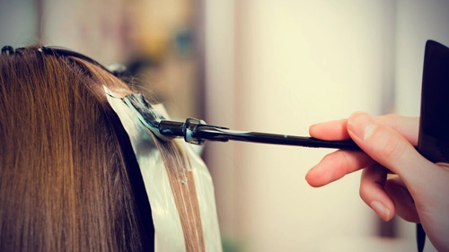 4 điều cần cân nhắc trước khi nhuộm tóc