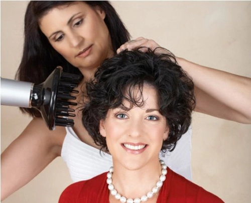 8 lời khuyên chăm sóc tóc cho phụ nữ ngoài 40