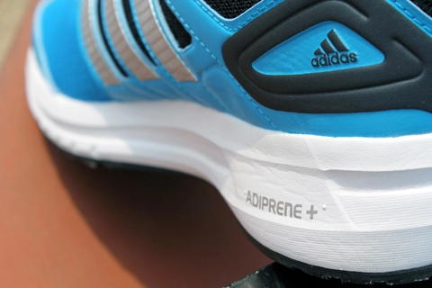 Adidas ra mắt giày chạy bộ 3 chuẩn dành cho giới trẻ