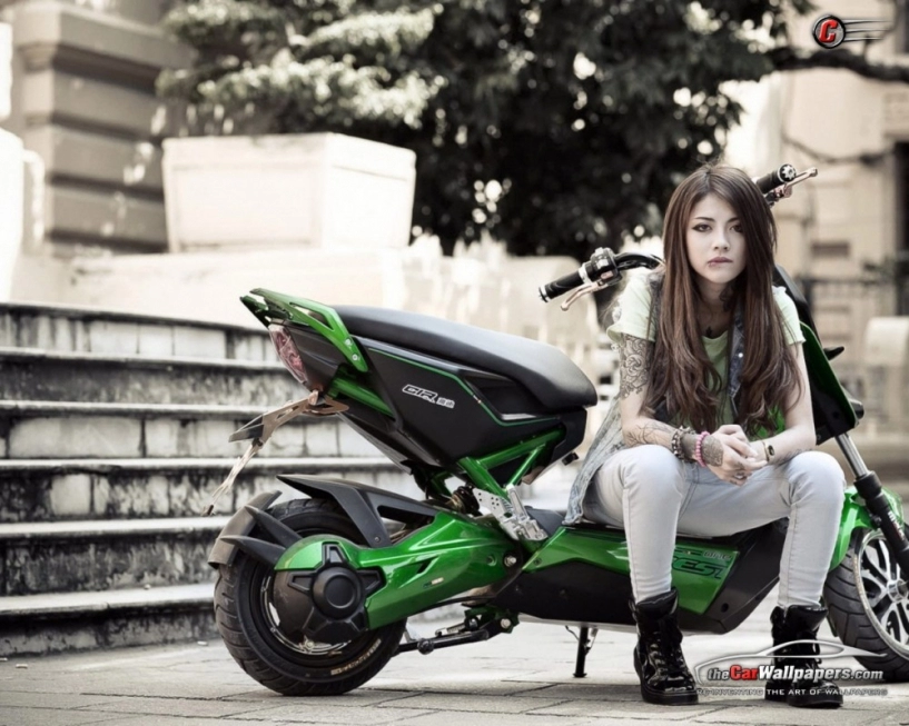 ảnh đẹp hot girl châu á tạo dáng nóng bỏng bên các siêu xe pkl