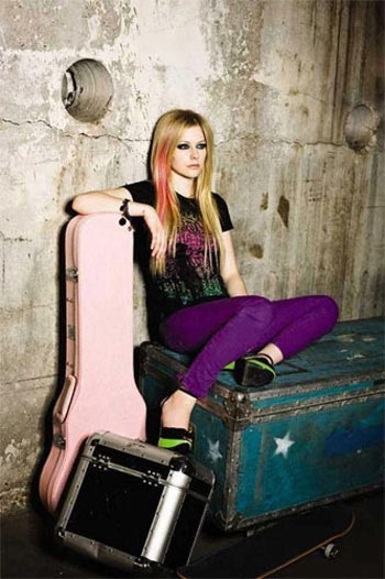 Avril lavigne dễ thương với phong cách teen