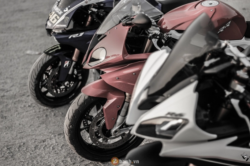 Bmw s1000rr 2016 zin đẹp đọ dáng cùng đồng bọn