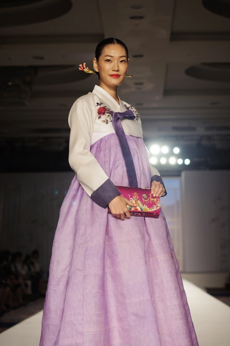Bộ sưu tập hanbok của các nhà thiết kế hàn quốc