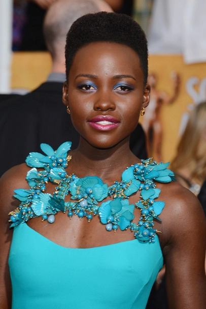 Các kiểu tóc phá cách của lupita nyongo