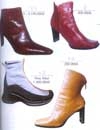 Các mẫu giày cho tết 2002