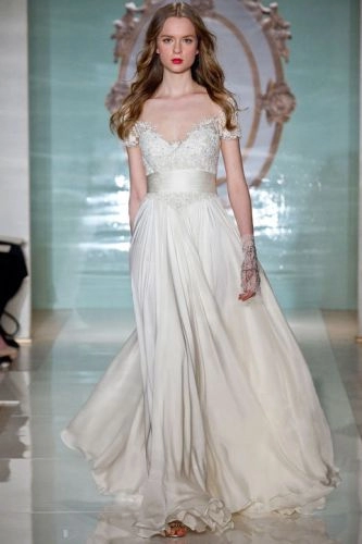 Các mẫu váy cưới lộng lẫy cho đám cưới xuân hè 2015 tiếp