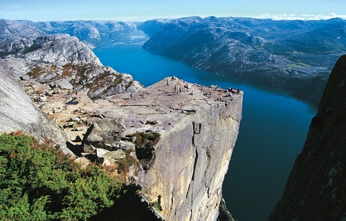 Cảnh đẹp của vách đá preikestolen