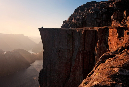 Cảnh đẹp của vách đá preikestolen