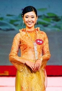 Chùm ảnh người đẹp các vùng kinh đô vn 2006