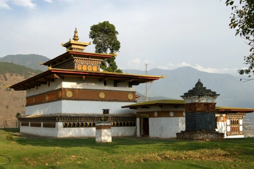 của quý của đàn ông - bùa thiêng đuổi tà ma ở bhutan