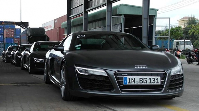 Dàn siêu xe audi r8 v10 cập cảng sài gòn