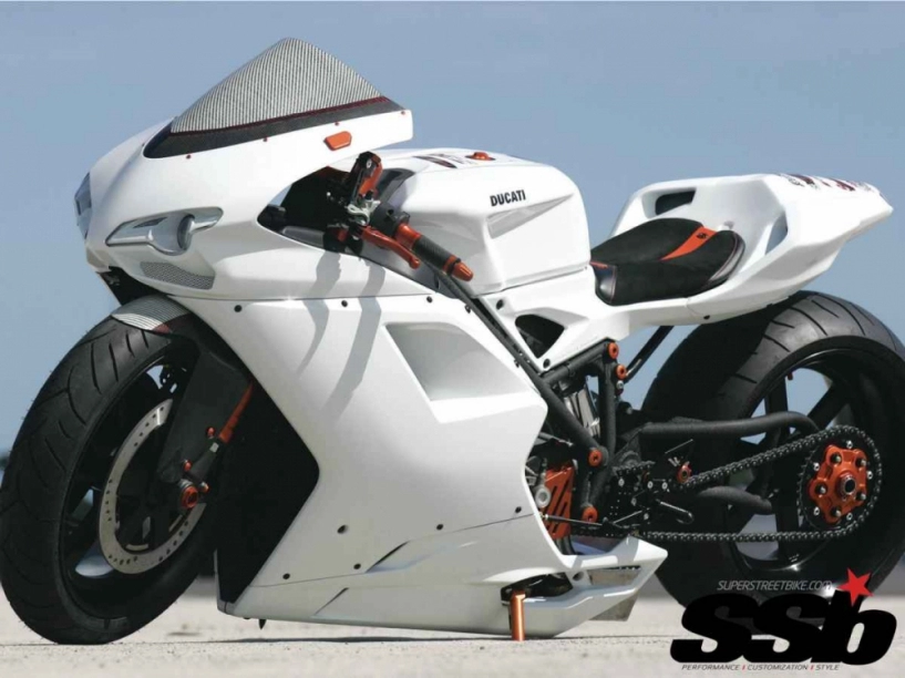 Ducati 848 evo phiên bản mang tên young gun