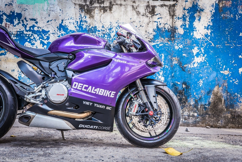 Ducati 899 panigale màu tím mộng mơ của decal4bike