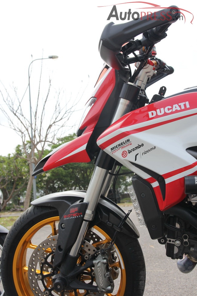 Ducati hypertrada của biker nha trang