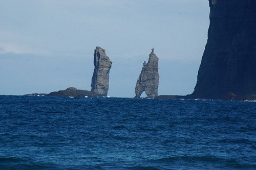 Faroe - quần đảo gắn liền với những ngôi nhà mái cỏ