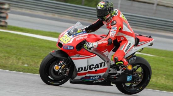 Giải đua motogp 2015 chính thức khởi động tại sepang