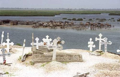 Hòn đảo vỏ sò trên vịnh senegal