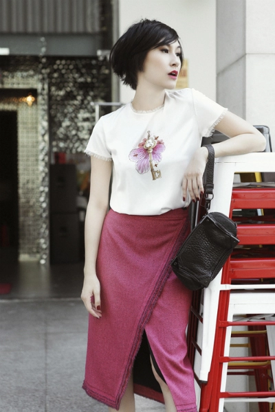 Kathy uyên dạo phố với street style kin concept