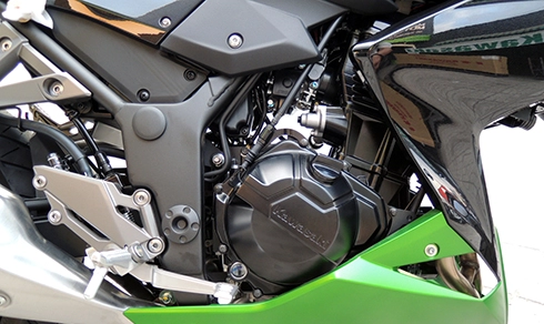 Kawasaki z300 đầu tiên giá 149 triệu đồng tại việt nam