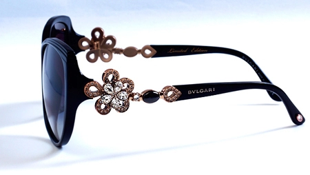 Kính vàng đúc bvlgari le gemme 350 triệu đồng