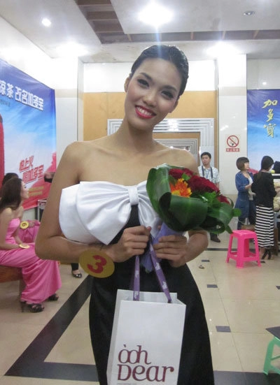 Lan khuê đoạt giải người đẹp ảnh tại siêu mẫu châu á
