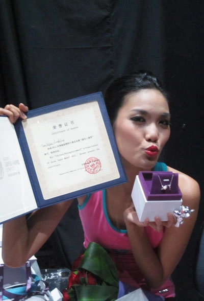 Lan khuê đoạt giải người đẹp ảnh tại siêu mẫu châu á