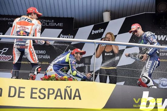 Lorenzo đã xuất sắc có chiến thắng đầu tiên tại motogp 2015