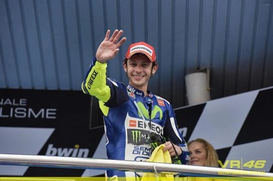 Lorenzo đã xuất sắc có chiến thắng đầu tiên tại motogp 2015