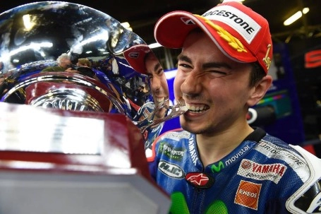 Lozenro giành chiến thắng thứ tư marc marquez lần thứ ba đo đường