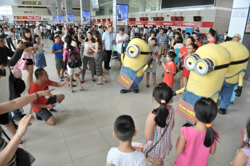 Minions gây sốt trên tàu bay vietjet