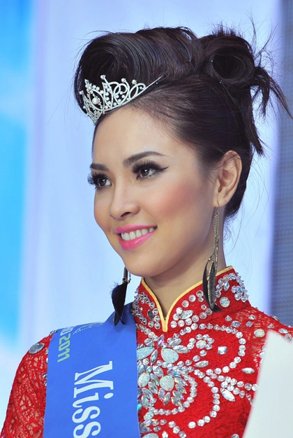 Miss ngôi sao tỏa sáng trên sàn diễn thời trang