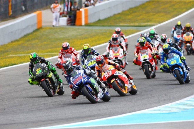 Motogp 2015 với lorenzo giành chiến thắng liên tiếp ở chặng 5