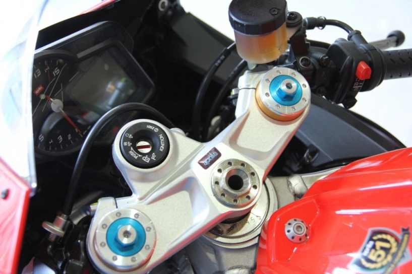 Motor khủng aprilia rsv4 rr 2015 từ ý nhập tịch việt nam