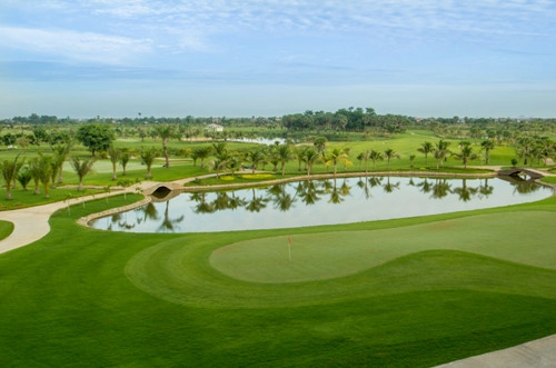 Nghỉ dưỡng kết hợp đánh golf tại nagaworld