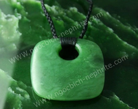 Ngọc bích nephrite giảm 10