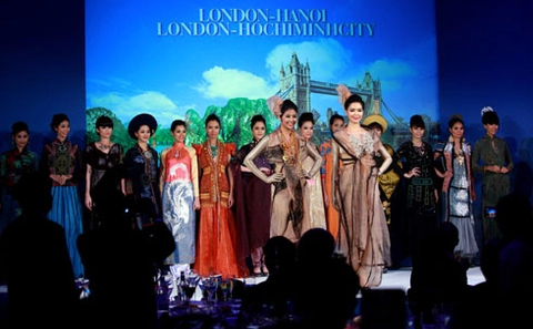 Ngọc hân tỏa sáng trong đêm thời trang ở london