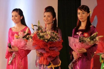 Nguyễn thị mai đăng quang miss genetic 2008