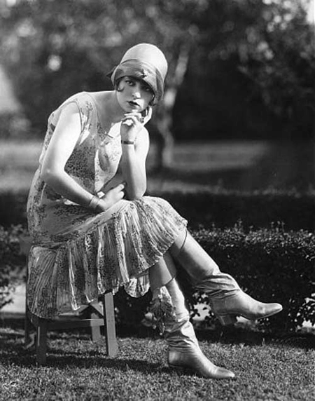 Những dấu ấn khó phai của thời trang thập niên 1920
