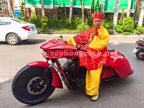 Những hình ảnh không thể đỡ nổi bên chiếc xe pkl của biker việt