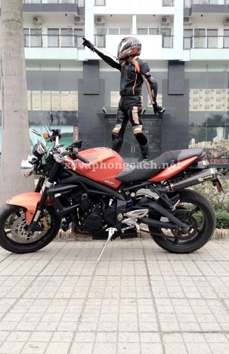 Những hình ảnh không thể đỡ nổi bên chiếc xe pkl của biker việt