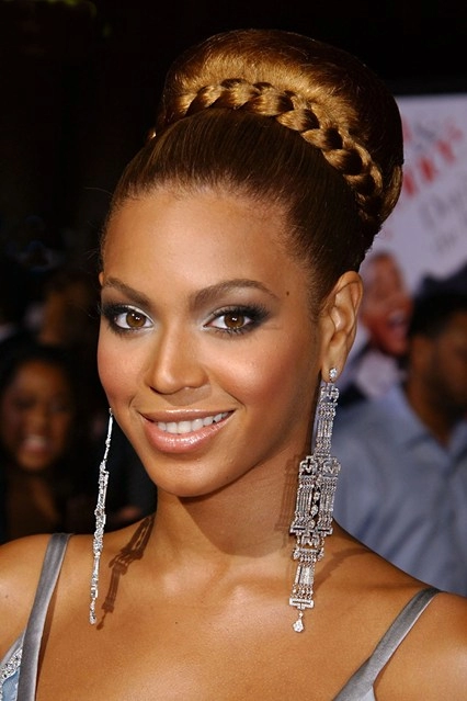 Những kiểu tóc của beyonce theo thời gian