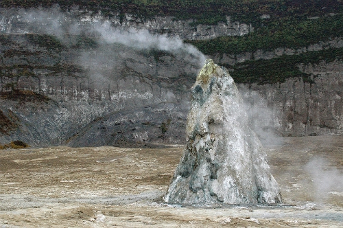 Ol doinyo lengai ngọn núi lửa độc đáo bậc nhất thế giới