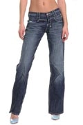 Quần jeans trẻ trung