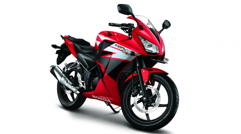 Rò rỉ hình ảnh đầu tiên về honda cbr150r 2016