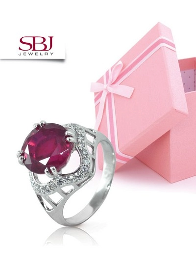 Sbj jewelry giảm giá tới 28