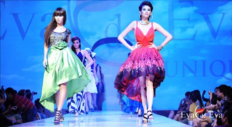Sức nóng của summer breezes fashion show 2012