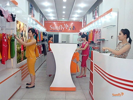 Sunfly khai trương showroom thời trang mẹ và bé