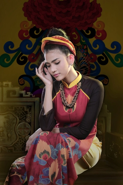Thuận việt giới thiệu áo dài họa tiết hổ tại new york