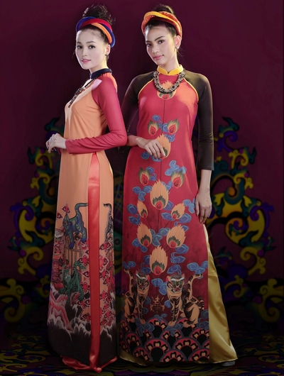 Thuận việt giới thiệu áo dài họa tiết hổ tại new york